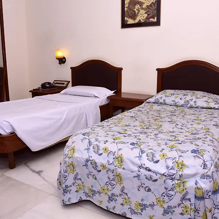 Hotel Atithi Mumbai-3